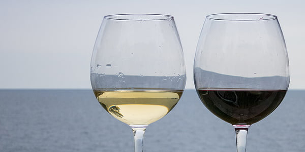 葡萄酒分类方式有哪些？葡萄酒分类标准是什么？